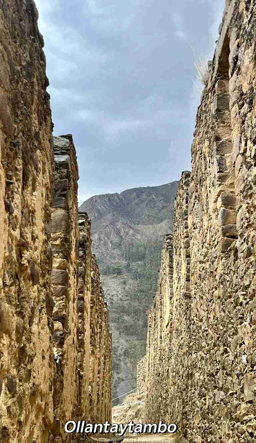 What's the Best 9-day Self-guided Tour Route from Peru to Chile?