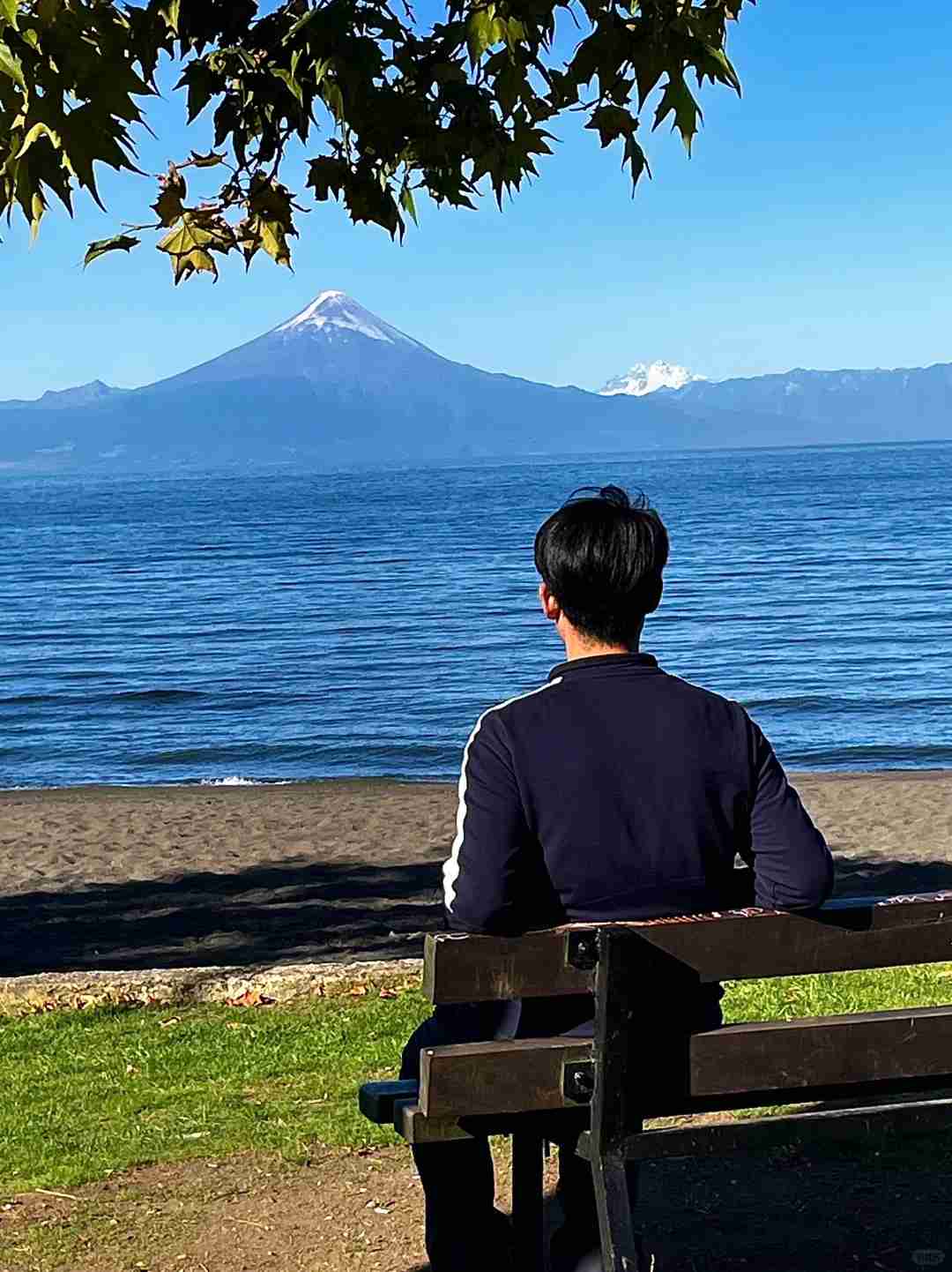 What's the Best Route for a Budget-Friendly Self-Guided Tour to Yenique Lake, Chile?