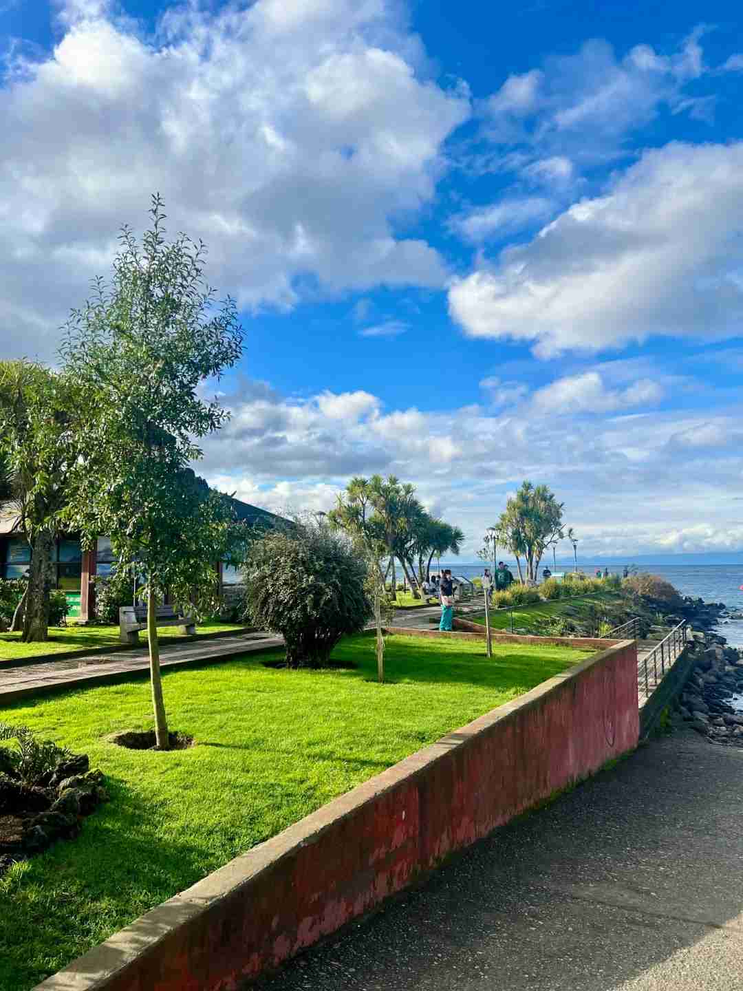 What's the Best Self-Guided Tour Route & Budget Tips for Puerto Montt & Puerto Varas?