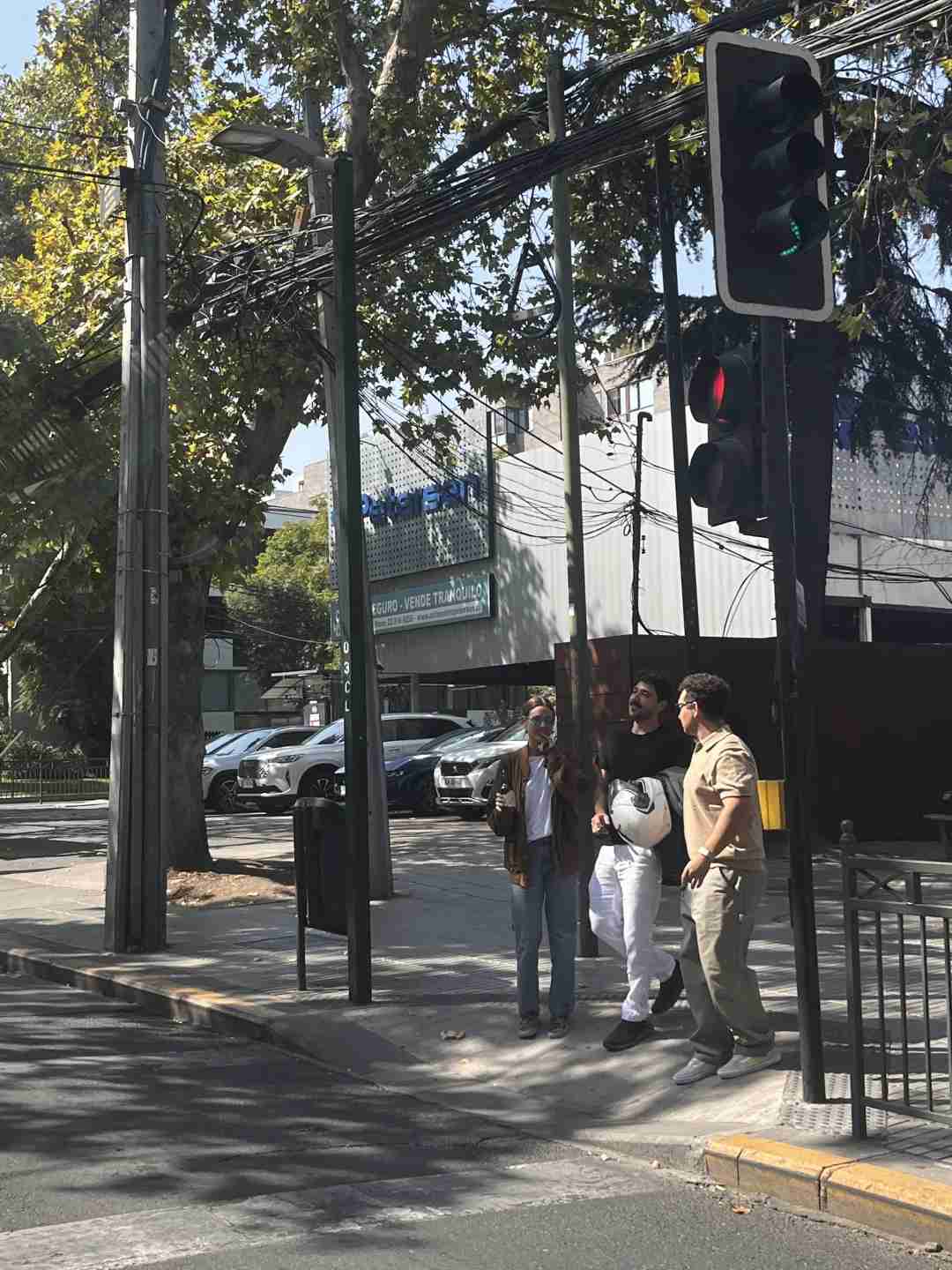 What's the Best Self-Guided Tour Route and Budget for a Chile Business Trip?