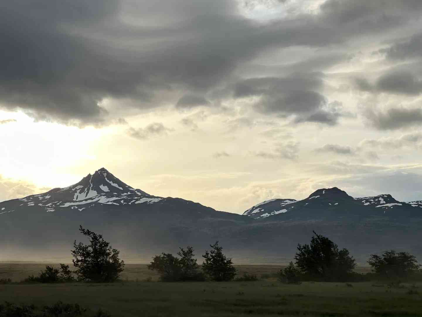 What's the Best Self-Guided Tour Route for Torres del Paine on a Budget?