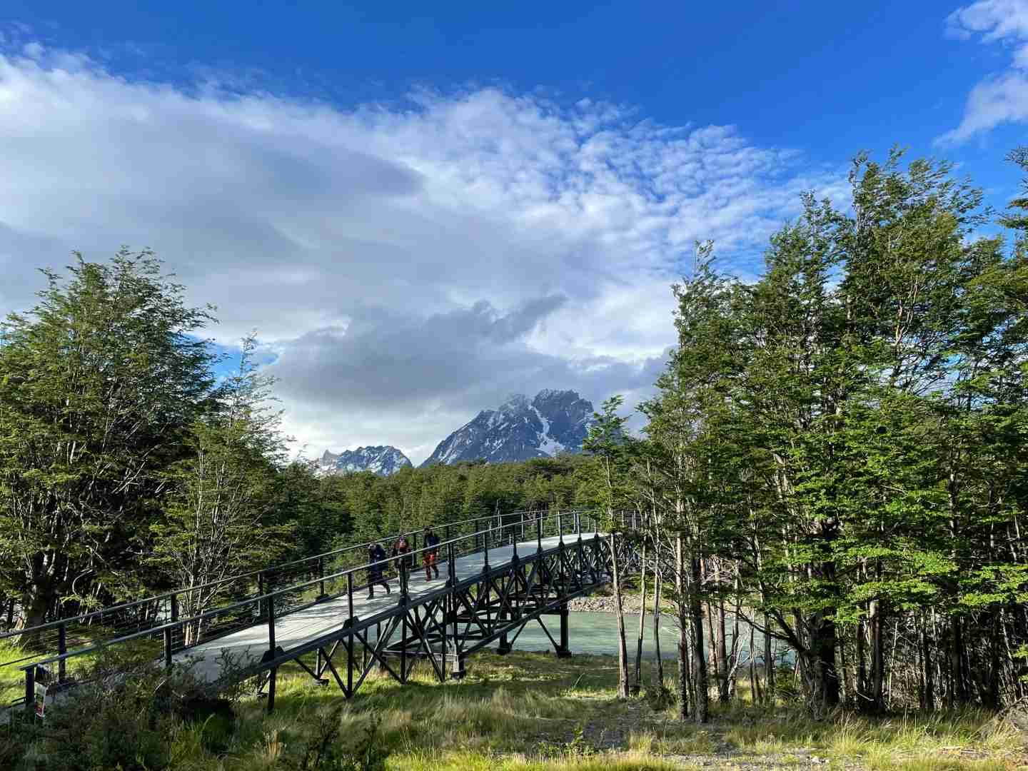 What's the Best Self-Guided Tour Route for Torres del Paine on a Budget?