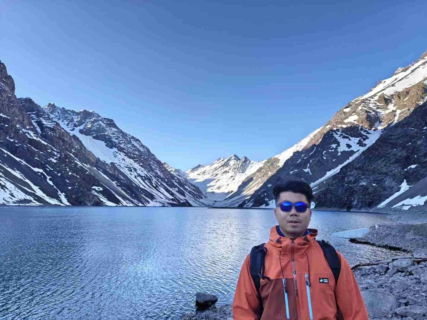 What's the Best Self-Guided Tour Route for Crossing the Argentina-Chile Border on a Budget?
