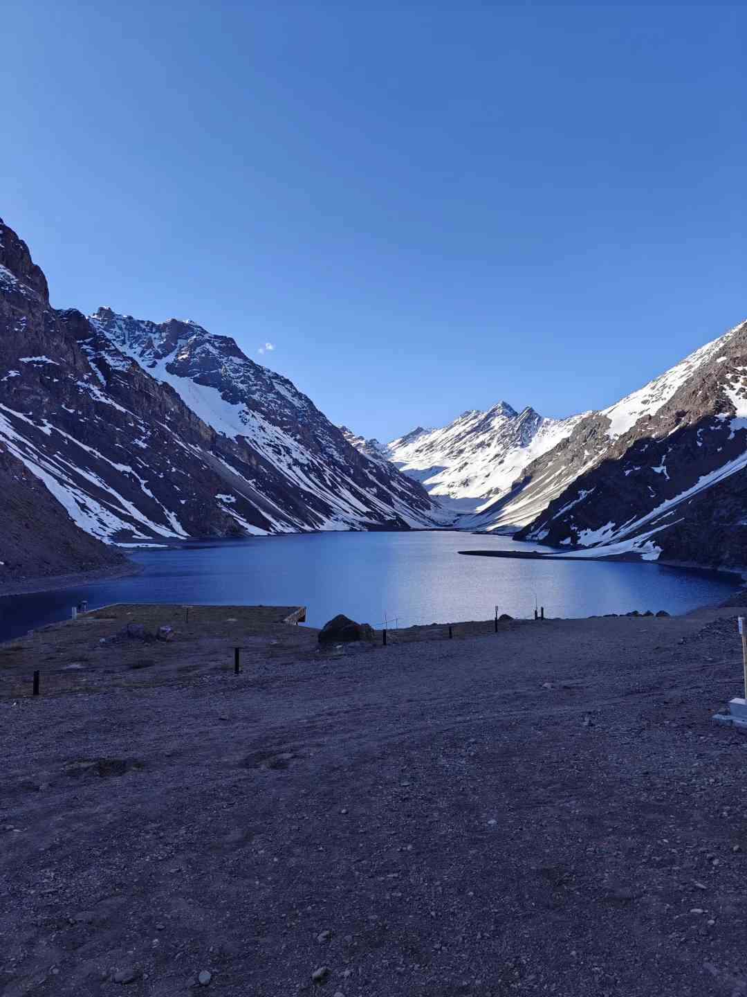 What's the Best Self-Guided Tour Route for Crossing the Argentina-Chile Border on a Budget?