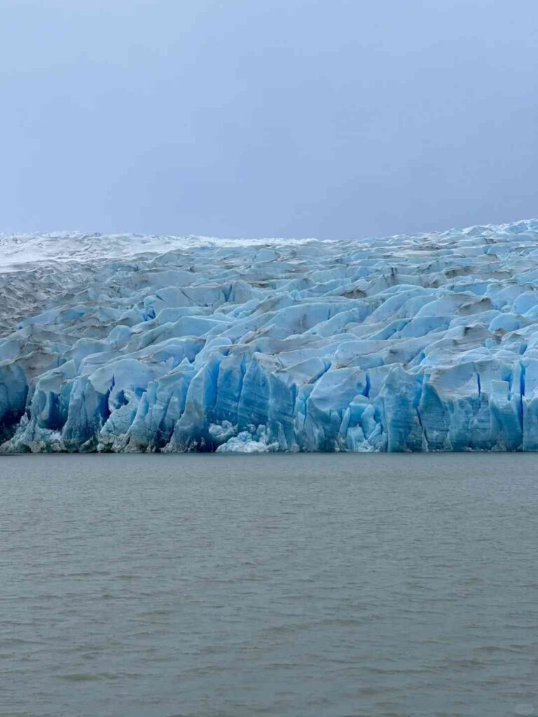 What’s the Best Self-Guided Tour Route for Grey Glacier in Patagonia on a Budget?