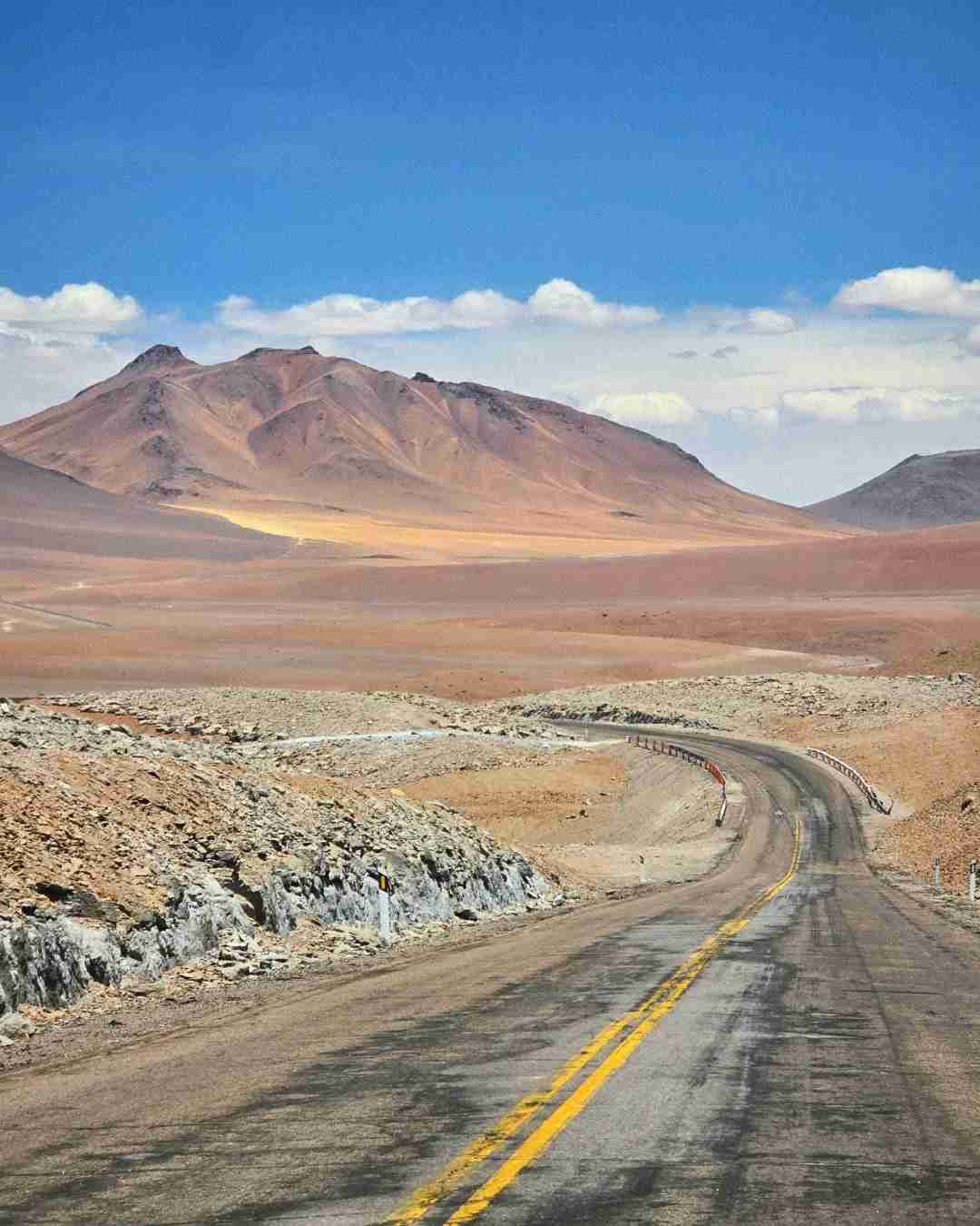 What's the Best Self-Guided Tour Route in Atacama for Budget Travel?