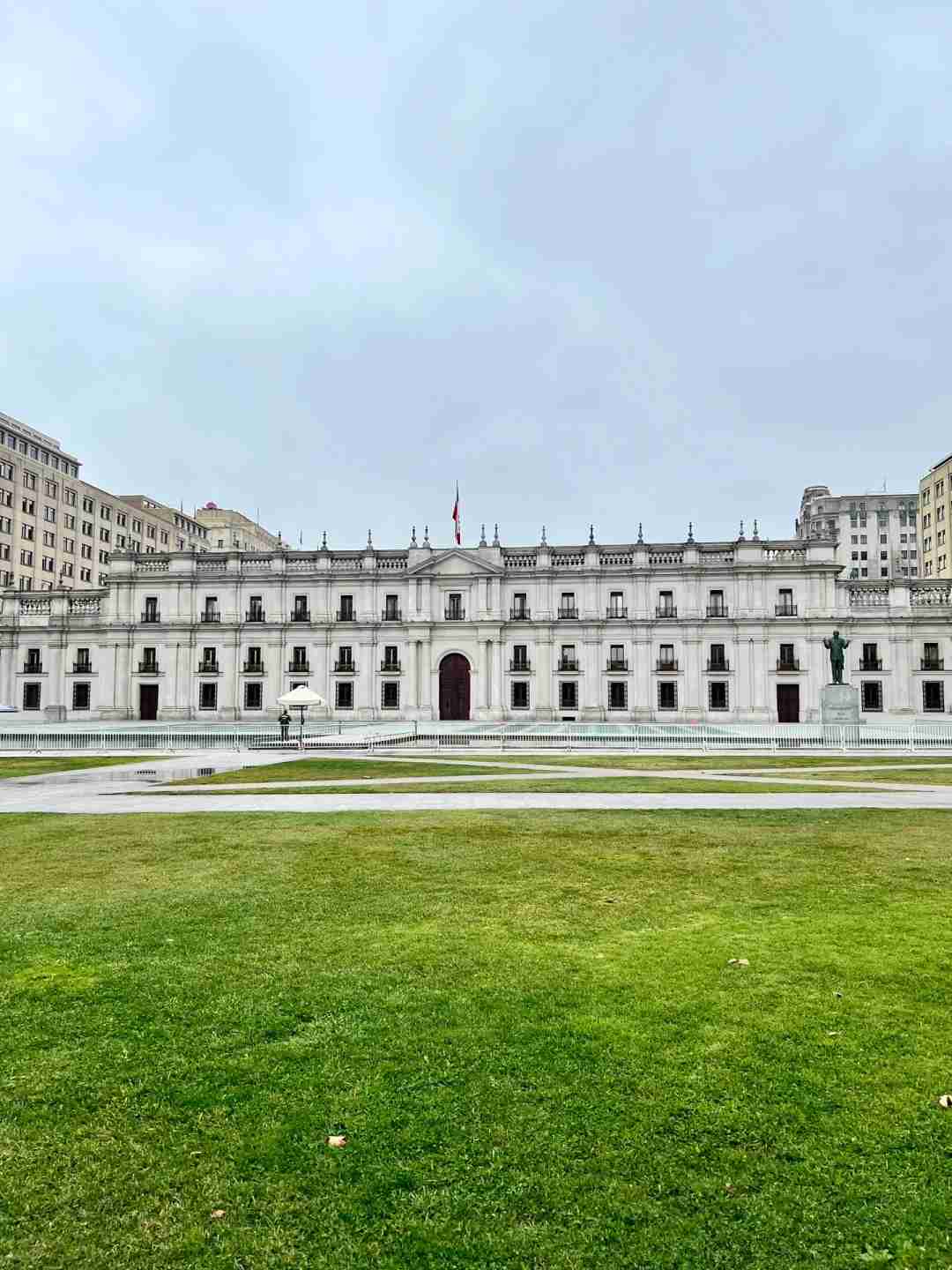 What's the Best Self-Guided Tour Route in Santiago, Chile on a Budget?