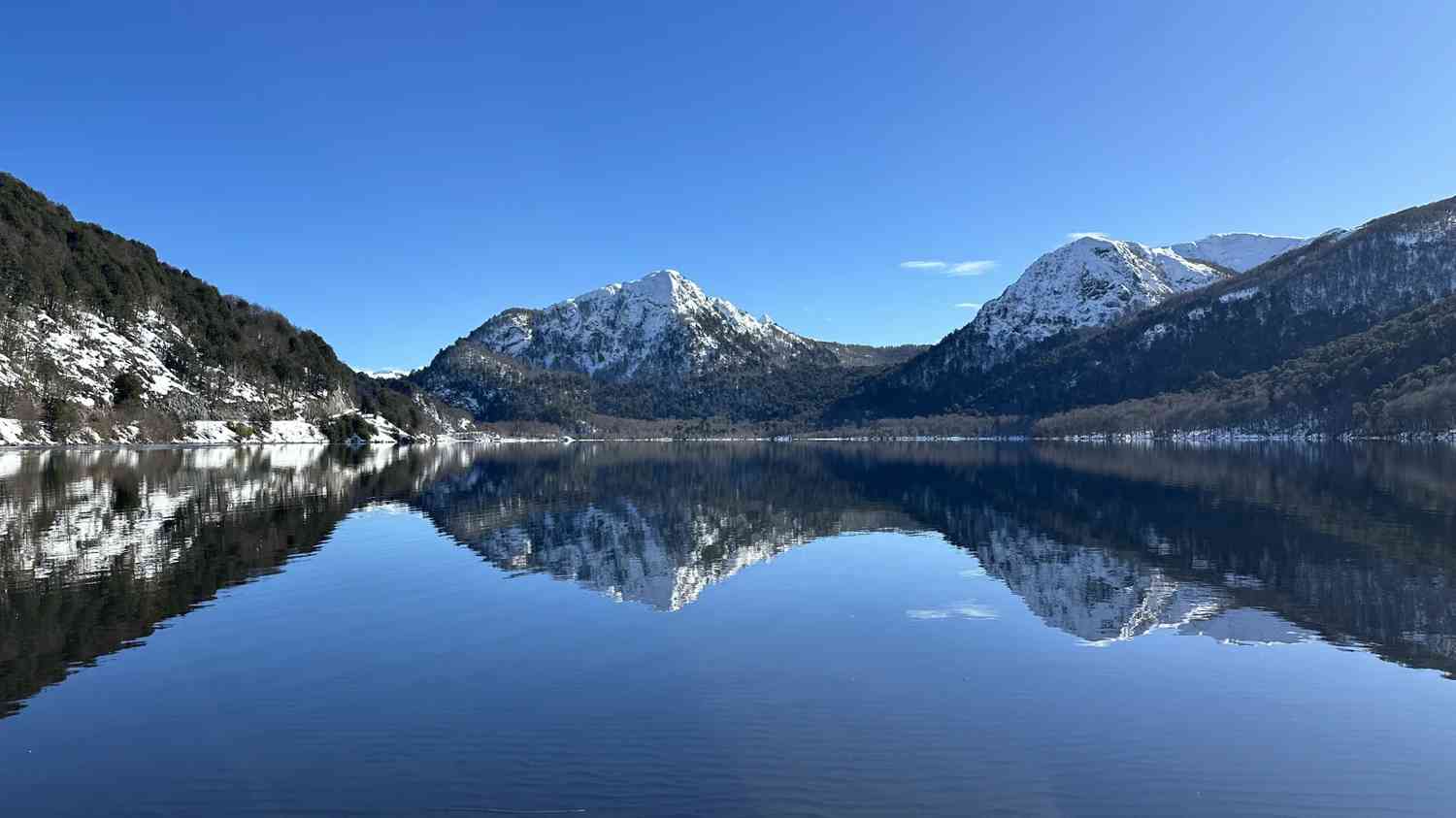 What's the Best Self-Guided Tour Route in Pucon for Budget Travelers?