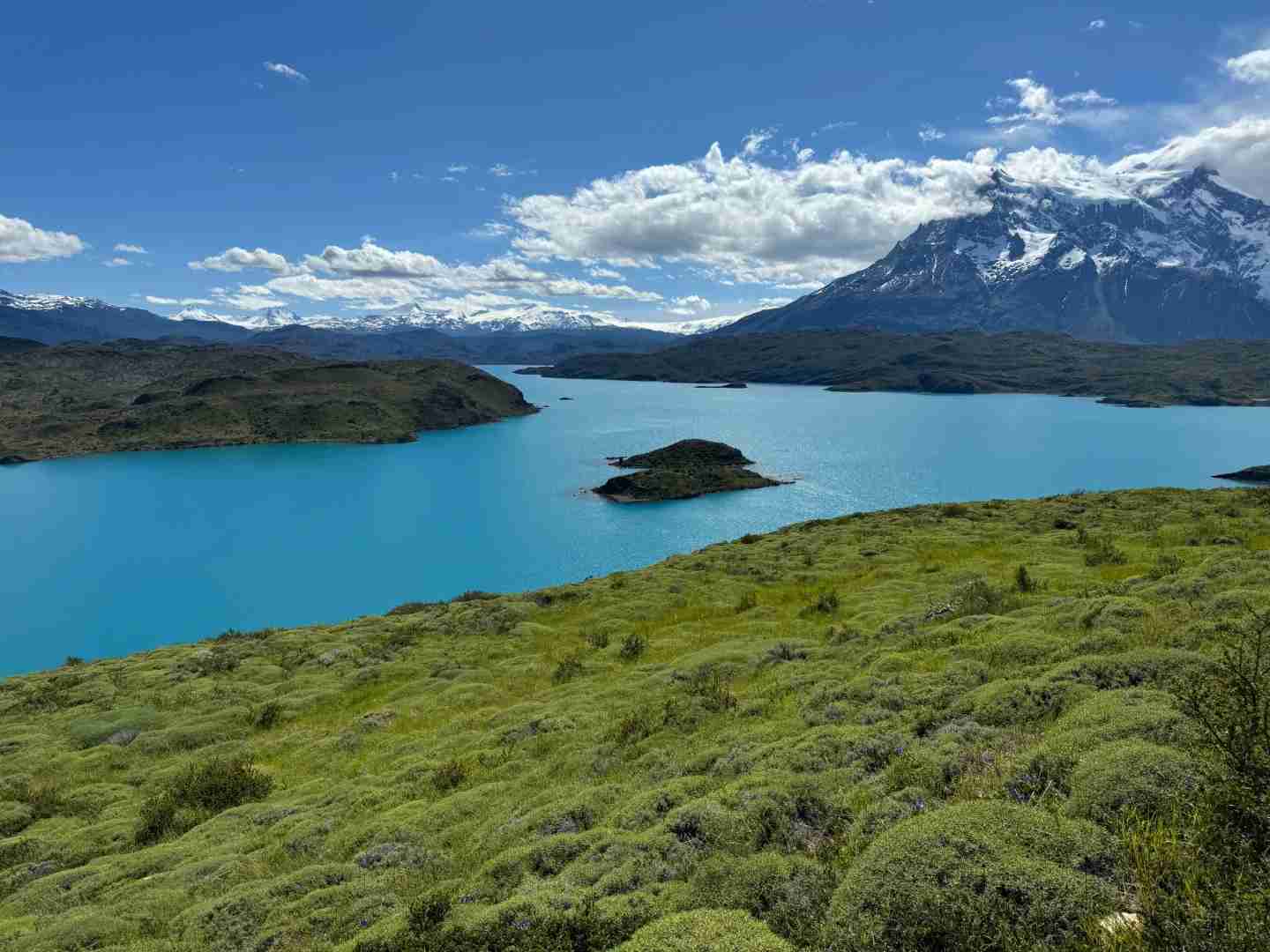 What's the Best Self-guided Tour Route for Torres del Paine on a Budget?