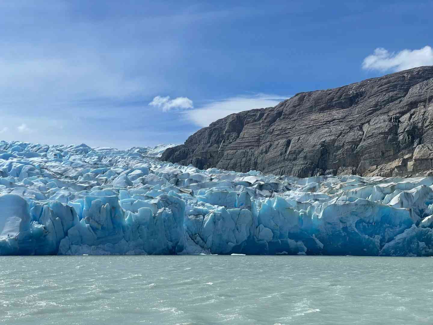 What's the Best Self-guided Tour Route for Budget Travel in Torres del Paine?