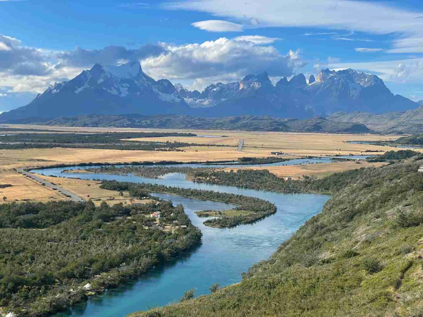 What's the Best Self-guided Tour Route for Budget Travel in Torres del Paine?