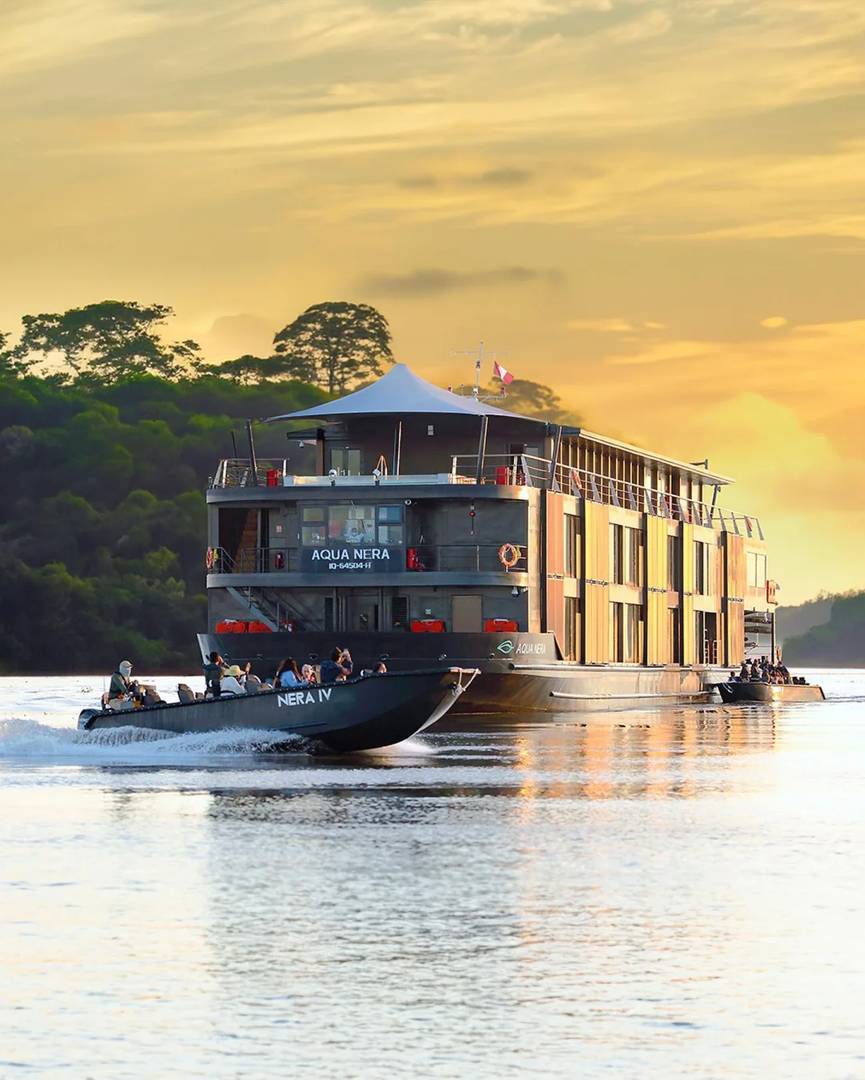 Why Are Amazon River Cruises So Expensive? Are They Worth 10,000 RMB Per Night for Travelers?