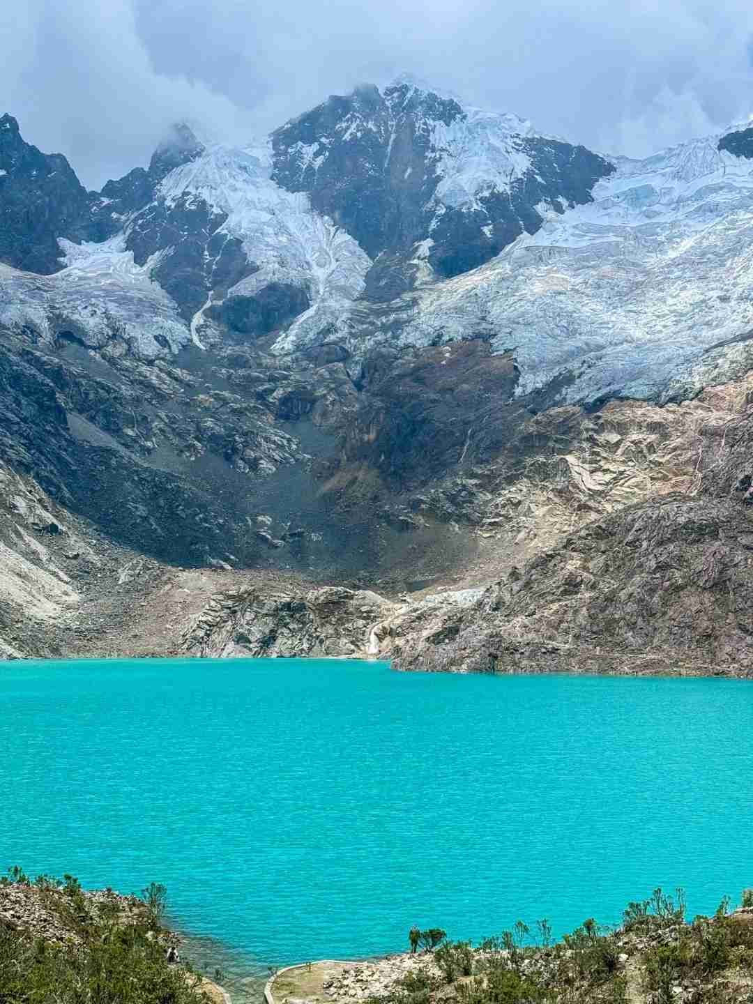 Explorar Rotas de Trekking em Huaraz: Lagos Laguna Rocotuyo & Paron no Peru