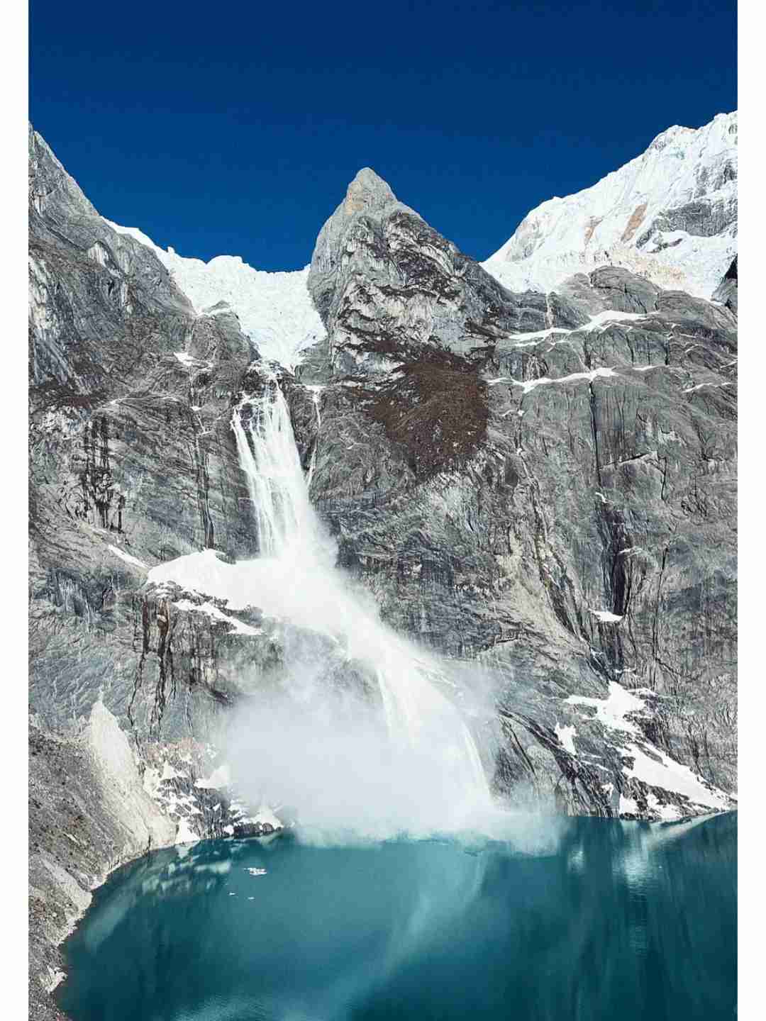 Explorer l'itinéraire du Huayhuash : randonnée de 8 jours dans les Andes du Pérou
