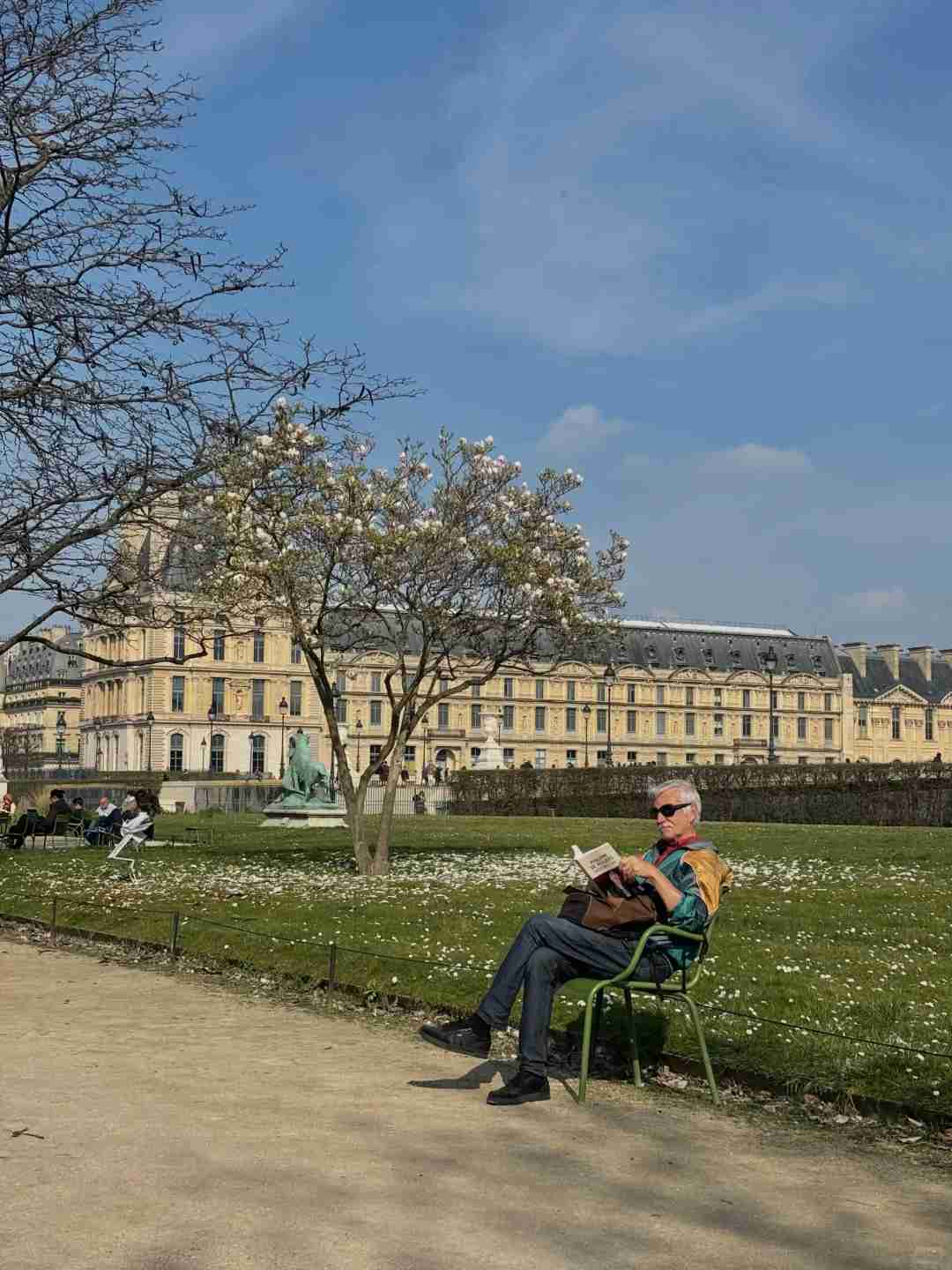 Un an à Paris : Réflexions sur la vie d'expatrié, les chocs culturels et les souvenirs inoubliables