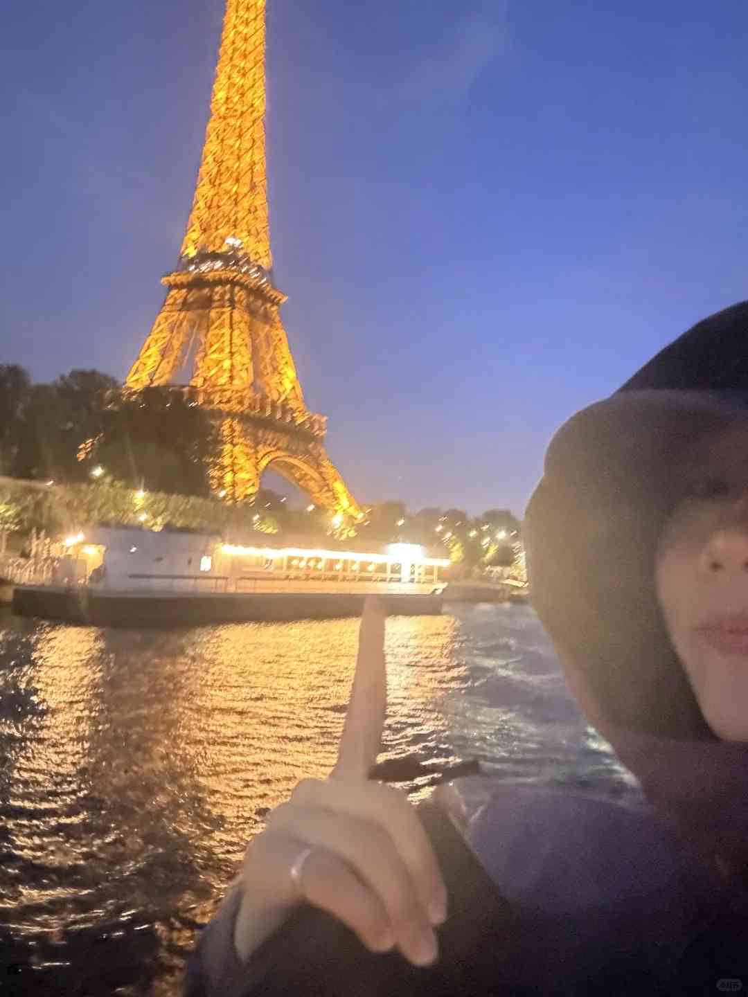 Guide de voyage à Paris pas cher : Conseils pour un voyage abordable d'un jeune de 26 ans et incontournables à visiter