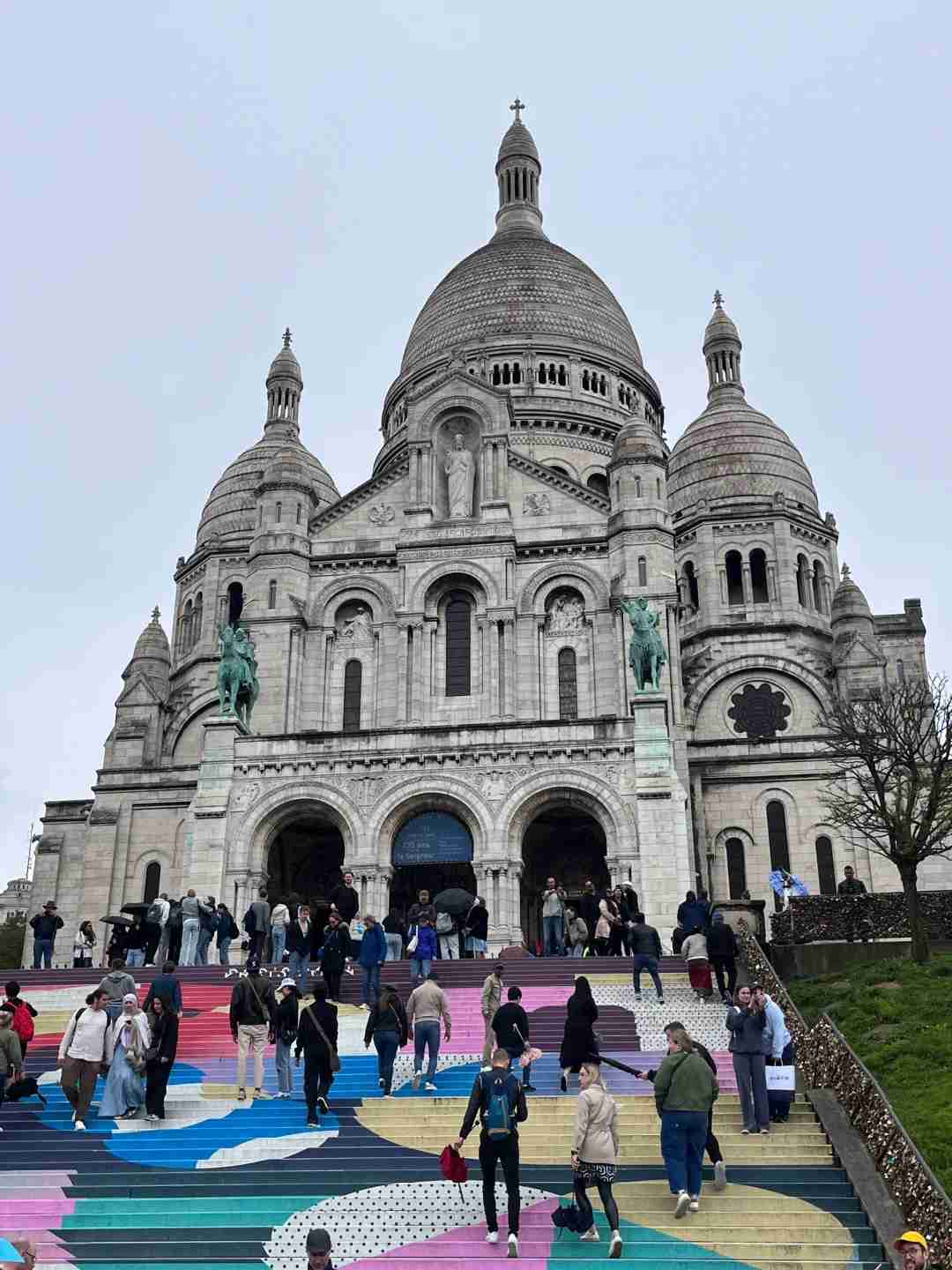 Itinéraire à Paris en une journée : comment visiter la Tour Eiffel, le Louvre et les principales attractions de manière efficace