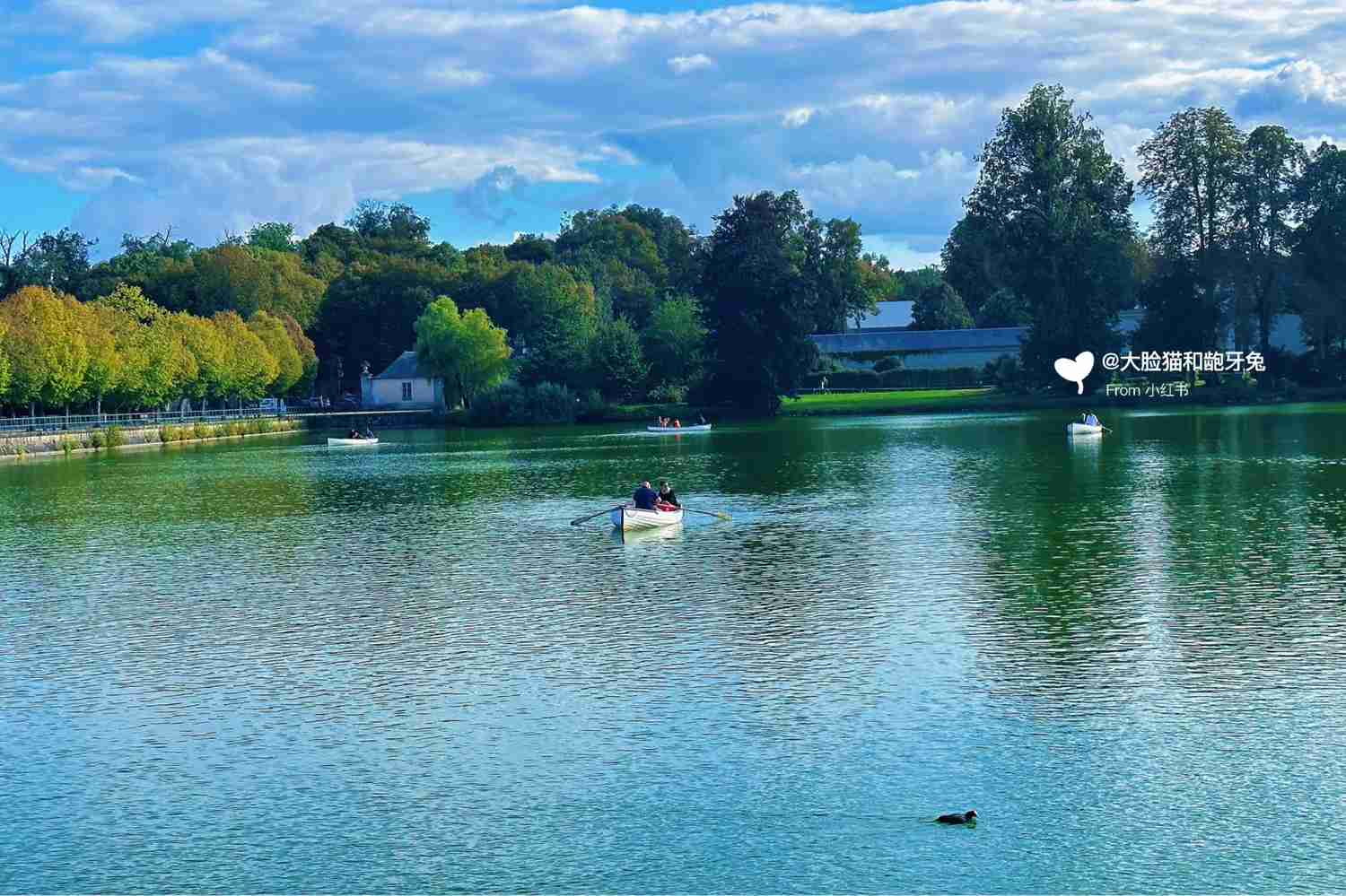 Discover the Best Time to Visit Fontainebleau: Late Autumn’s Stunning Beauty and Must-See Attractions