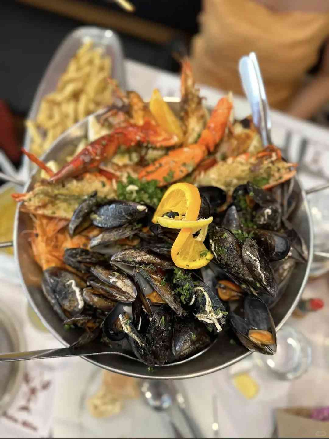 Découvrez les meilleurs fruits de mer abordables à Paris : les plats les plus économiques à essayer lors de votre prochaine visite