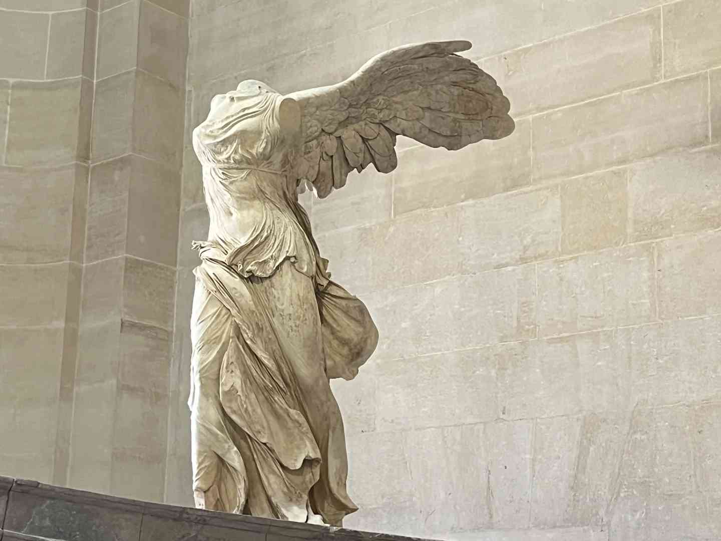 Minuit au Louvre : un guide complet pour visiter le musée du Louvre la nuit