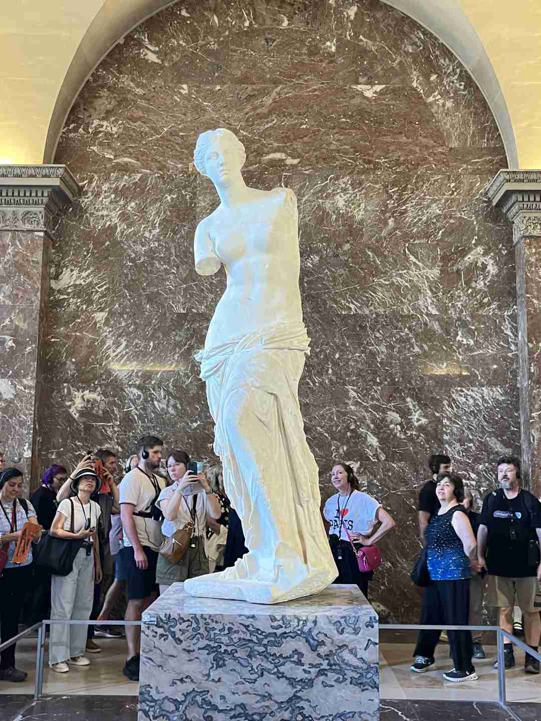 Minuit au Louvre : un guide complet pour visiter le musée du Louvre la nuit