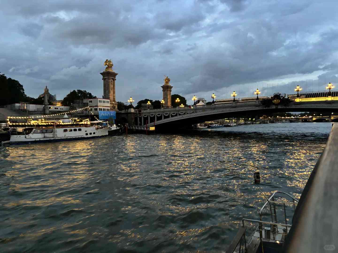 Cruise sur la Seine à Paris pour 50 yuans : le meilleur expérience économique et guide des activités incontournables