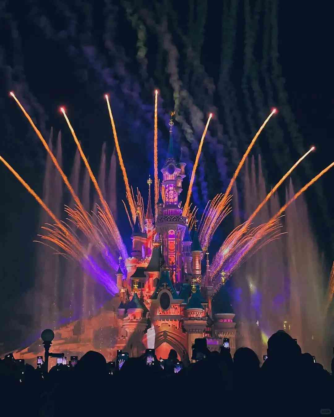 Amusements effrayants au Paris Disneyland Halloween 2025 : le guide ultime pour les manèges, les spectacles et les attractions incontournables