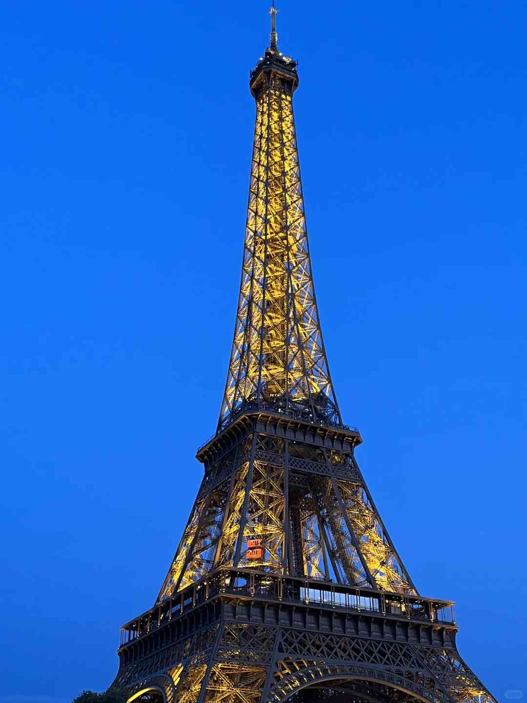 Itinéraire de 2 jours à Paris : les incontournables, conseils pour dîner et lieux secrets