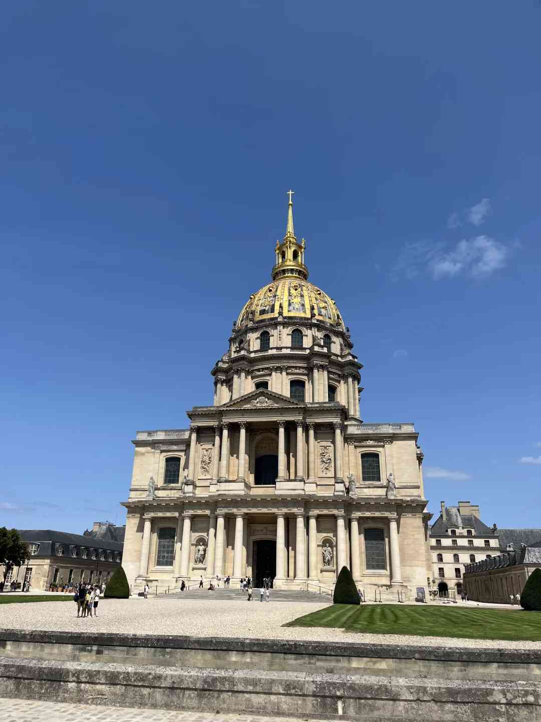 Itinéraire de 2 jours à Paris : les incontournables, conseils pour dîner et lieux secrets