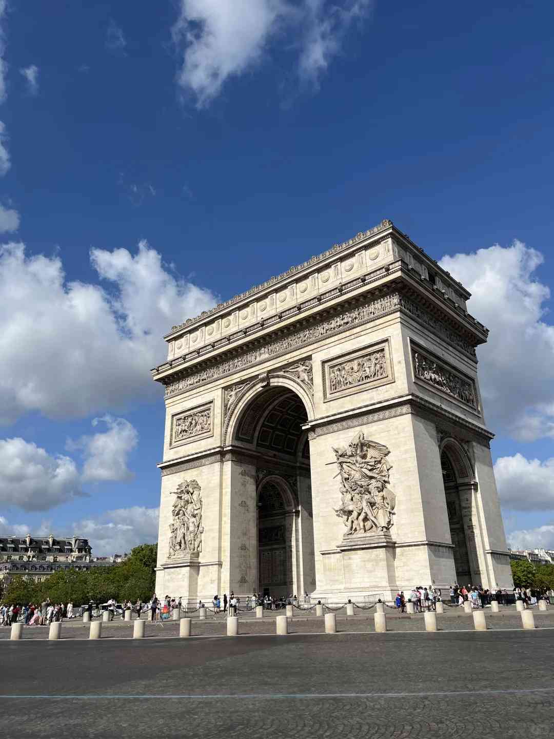 Itinéraire de 2 jours à Paris : les incontournables, conseils pour dîner et lieux secrets