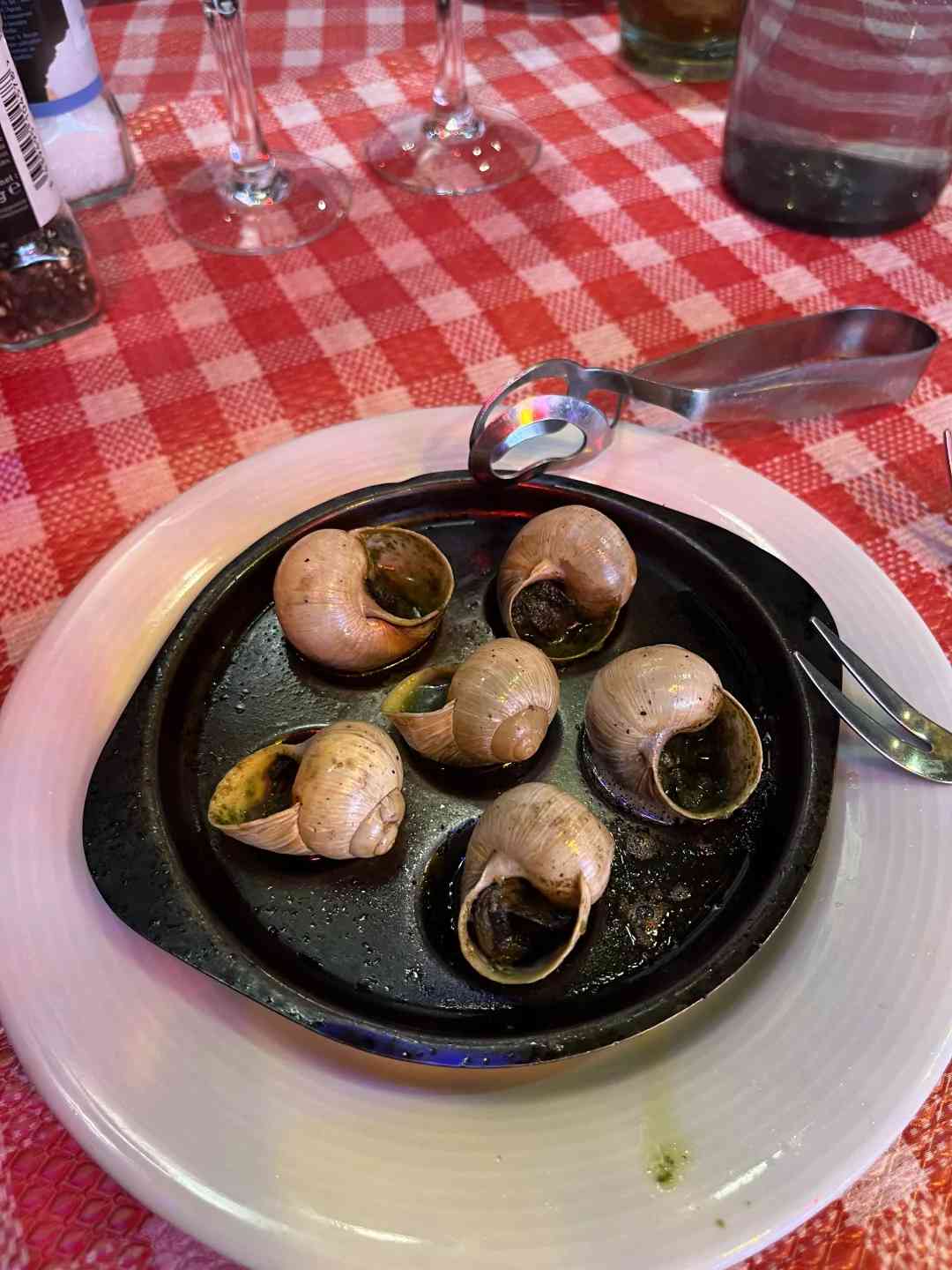Itinéraire de 2 jours à Paris : les incontournables, conseils pour dîner et lieux secrets