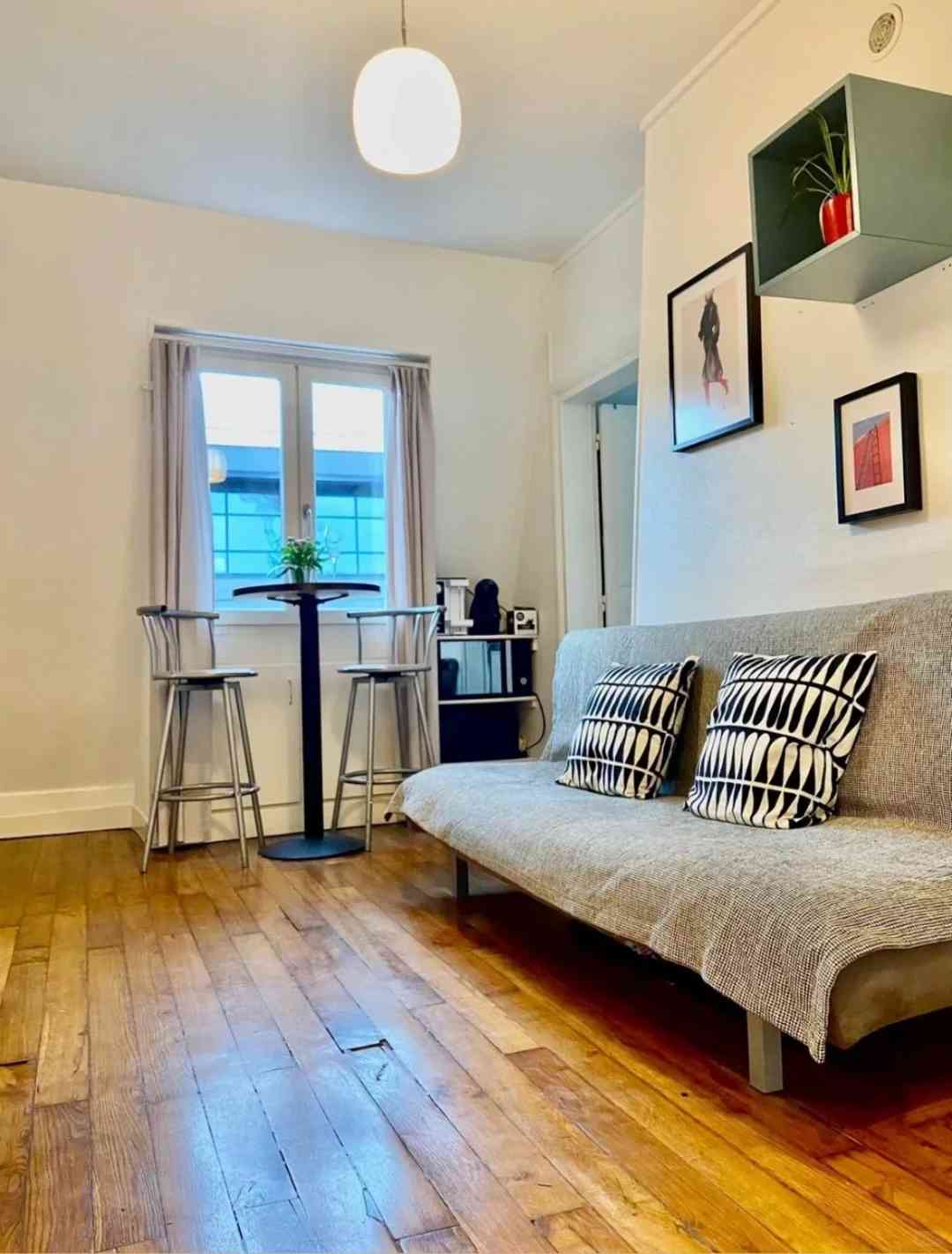 Pourquoi je réserve à nouveau cette même location à Paris : Une expérience authentique locale et des astuces pour un séjour abordable